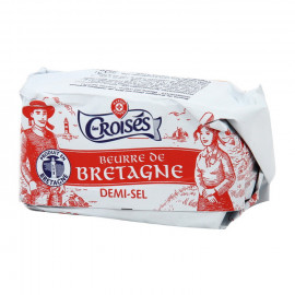 Masło solone z Bretanii.
Zawartość tłuszczu 80%.