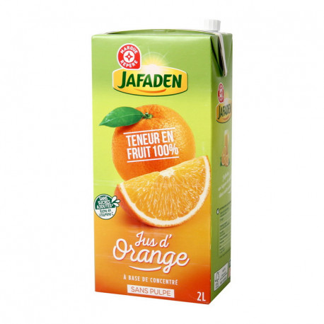 Sok pomarańczowy, wyprodukowany z zagęszczonego soku, pasteryzowany.
Wyprodukowano z soku zagęszczonego.
Produkt wzbogacony.